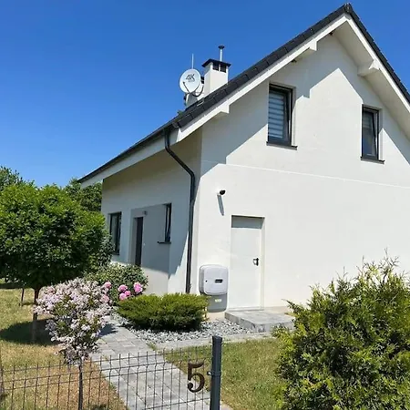 Dom Na Sielskiej グニエビノ