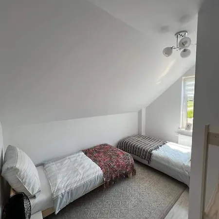 Dom Na Sielskiej 別荘 *