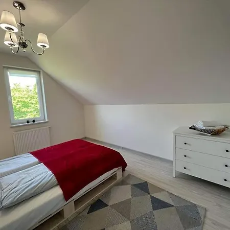 Dom Na Sielskiej * グニエビノ